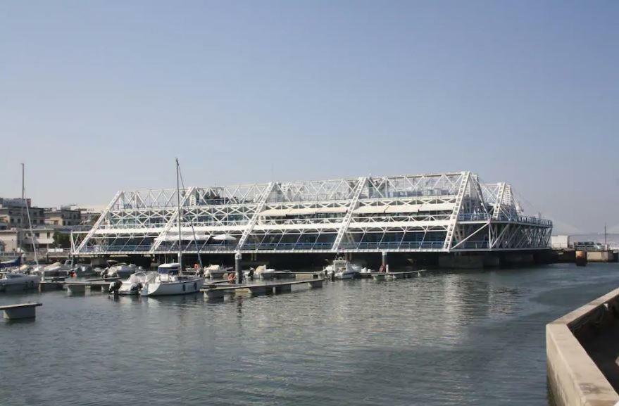Beautiful And Magnific Yacht Ξενοδοχείο Lisboa Εξωτερικό φωτογραφία